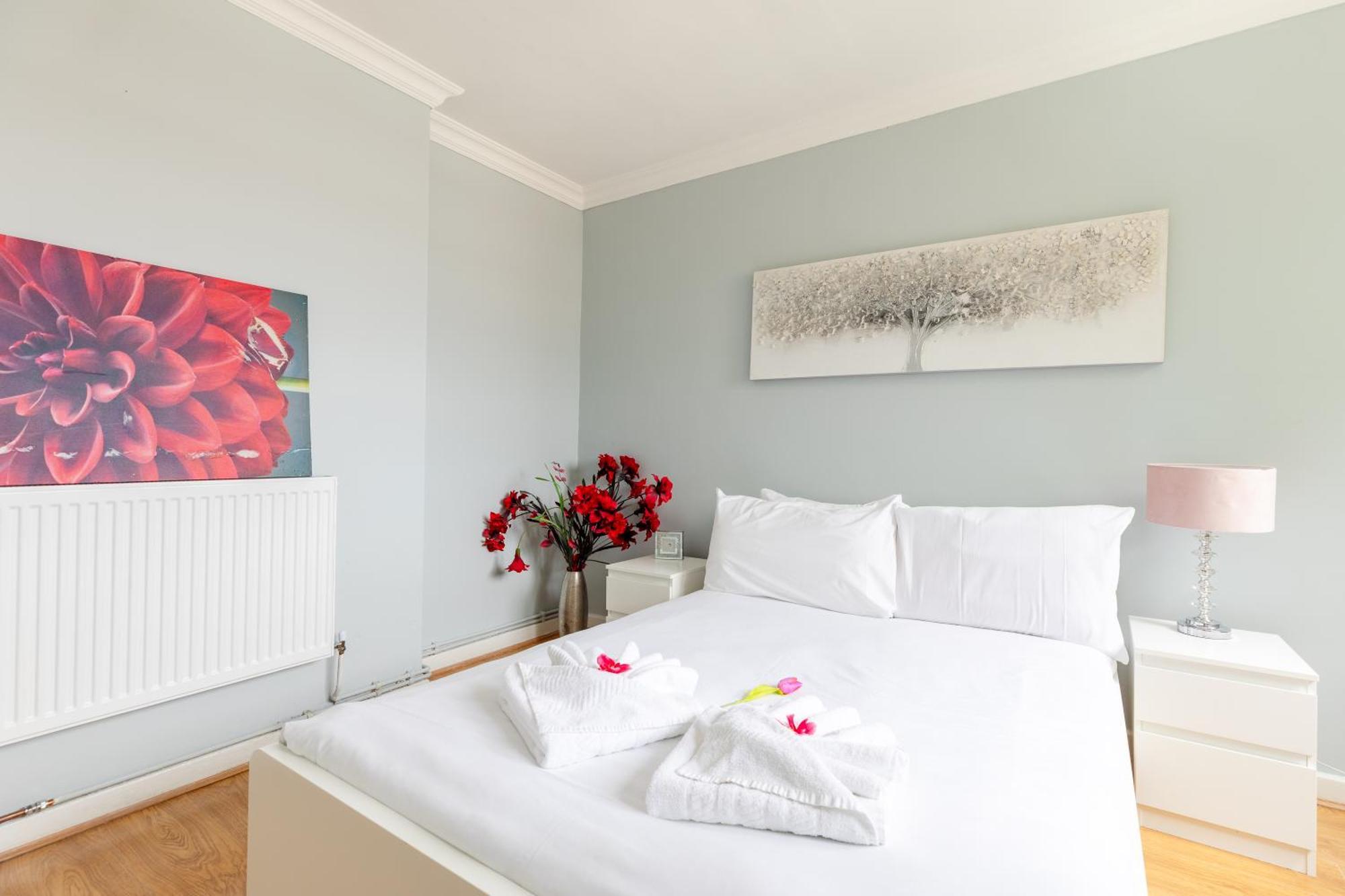 Cosy 3 Bed Flat Ideal For Trips To London Exteriör bild